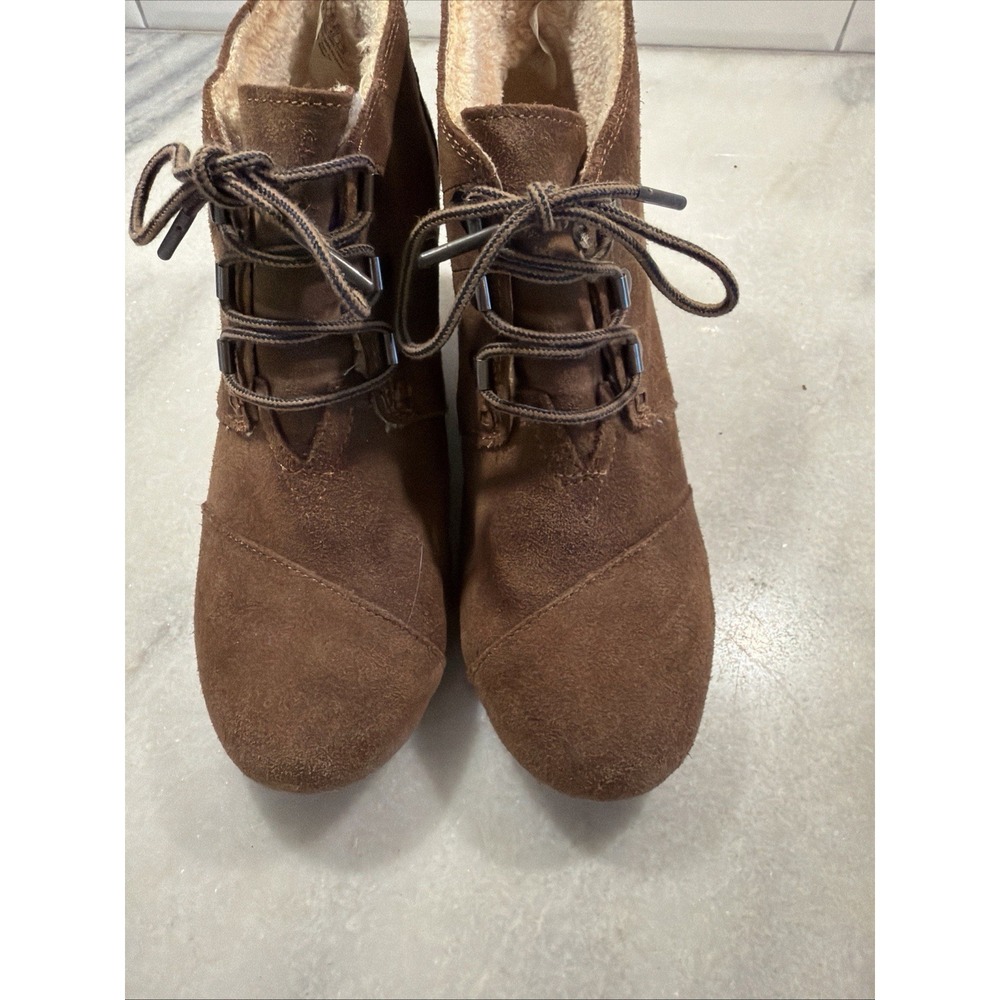 Tom's Desert Wedge Brown 2.75" Wedge Heel Booties Leather Size 9 - Picture 10 of 10